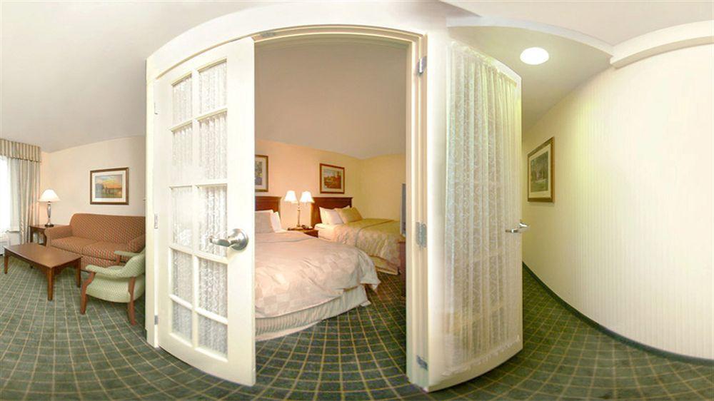 แคลเรียน โฮเต็ล แอนด์ สวีท แฮมเดน - นิว เฮเว่น Hotel ภายนอก รูปภาพ