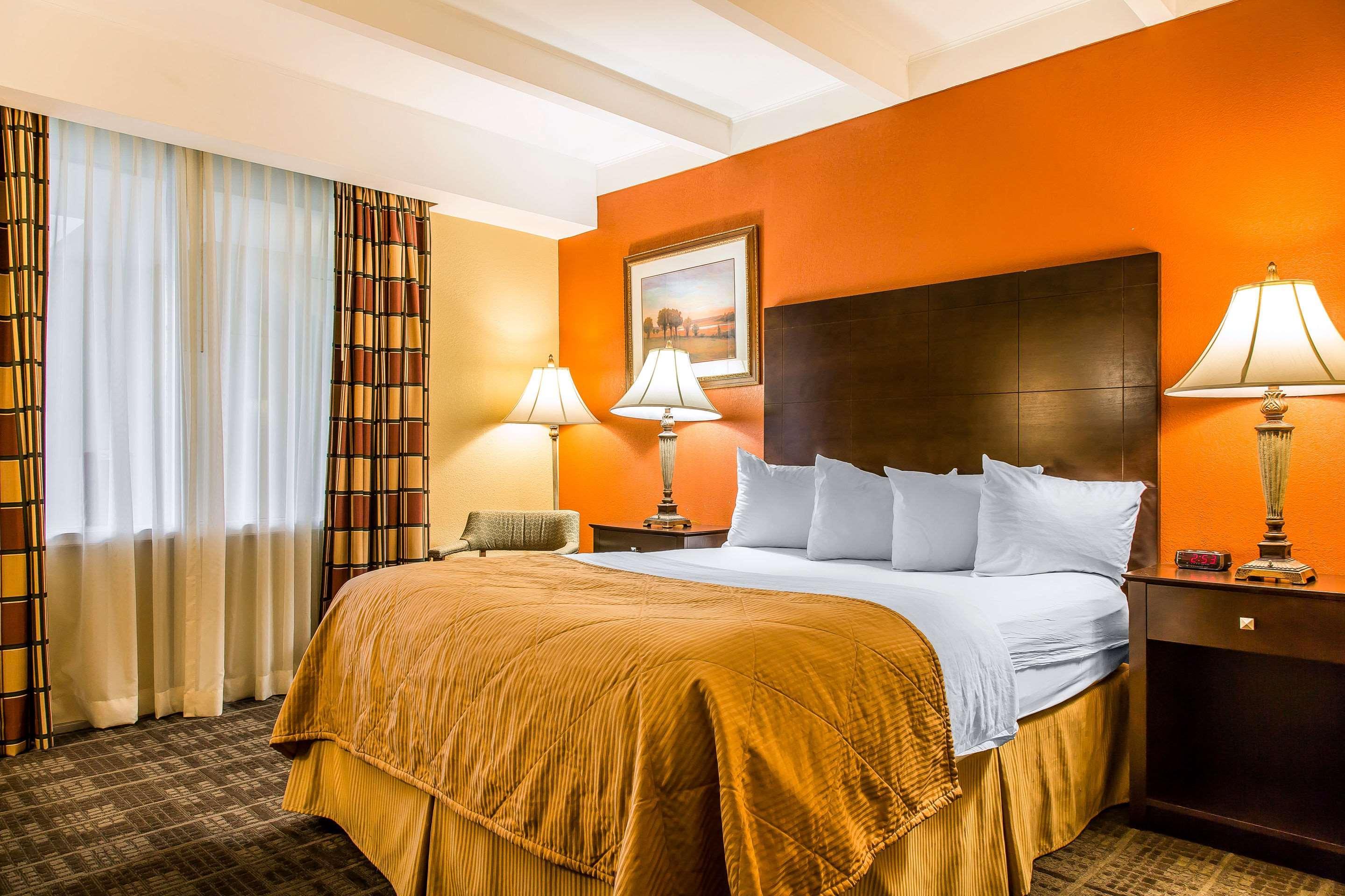 แคลเรียน โฮเต็ล แอนด์ สวีท แฮมเดน - นิว เฮเว่น Hotel ภายนอก รูปภาพ
